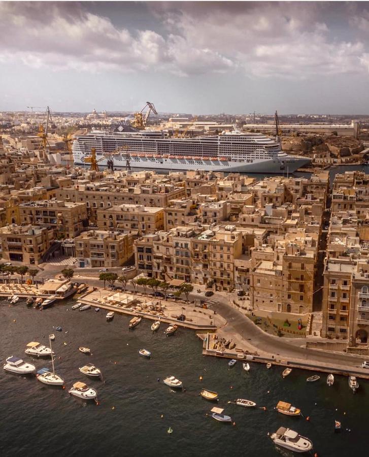 New & Unique Apartment - A 5 Minutes Ferry To Capital City Of Valletta Senglea Luaran gambar